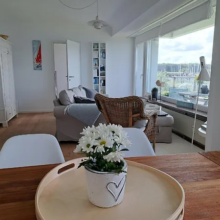 Zvgb - Trenkner Flossis Seaside Apartment Schausende